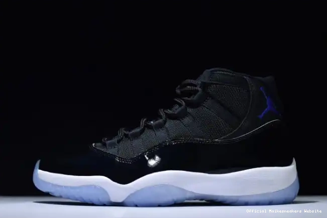 Official Maikesneakers 11 Release